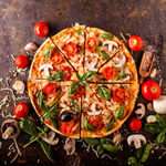 Die wichtigsten Zutaten für eine Pizza: Wie erkenne ich gutes Olivenöl, Mehl & Co.?